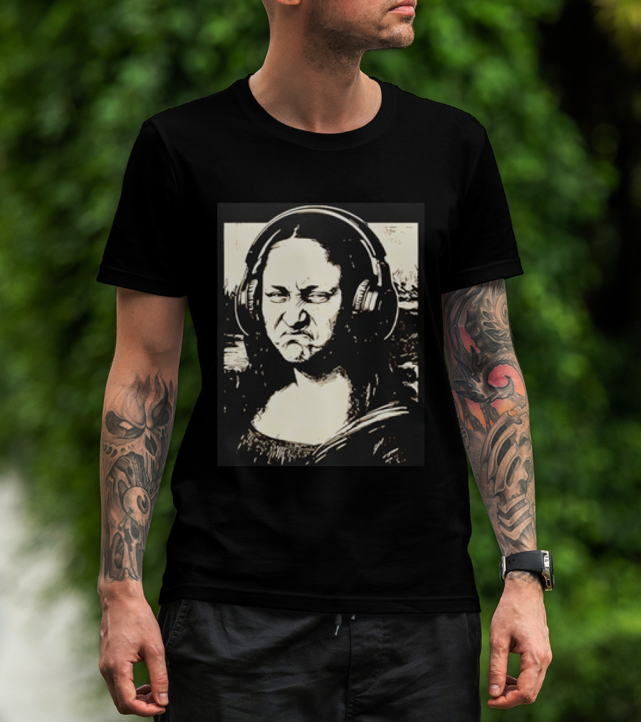 Mona Lisa Headphones Grumpy Expression Fusion T-Shirt