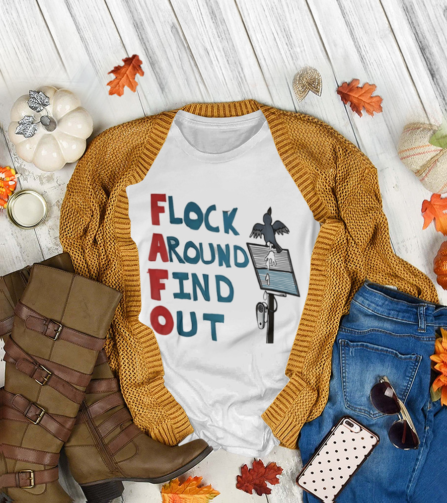 Flock Around Find Out FAFO Hand Drawn Bird Streetlamp T-Shirt