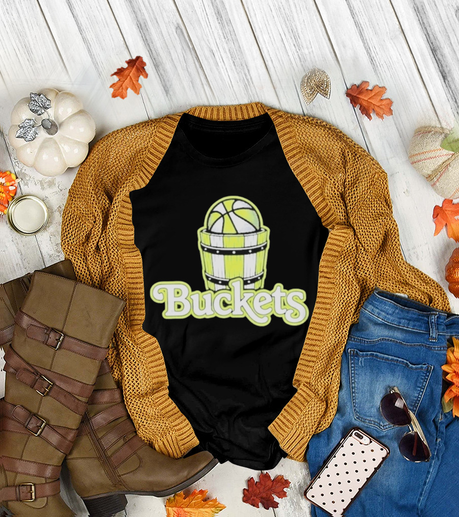 Buckets Basketball Cartoon Style Vintage Retro Ball In Wooden Basket T-Shirt