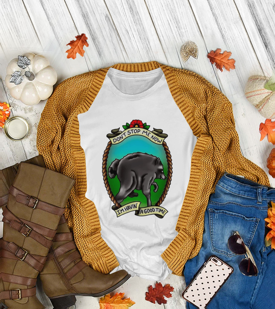Dancing Wolf Don't Stop Me Now I'm Havin' A Good Time T-Shirt