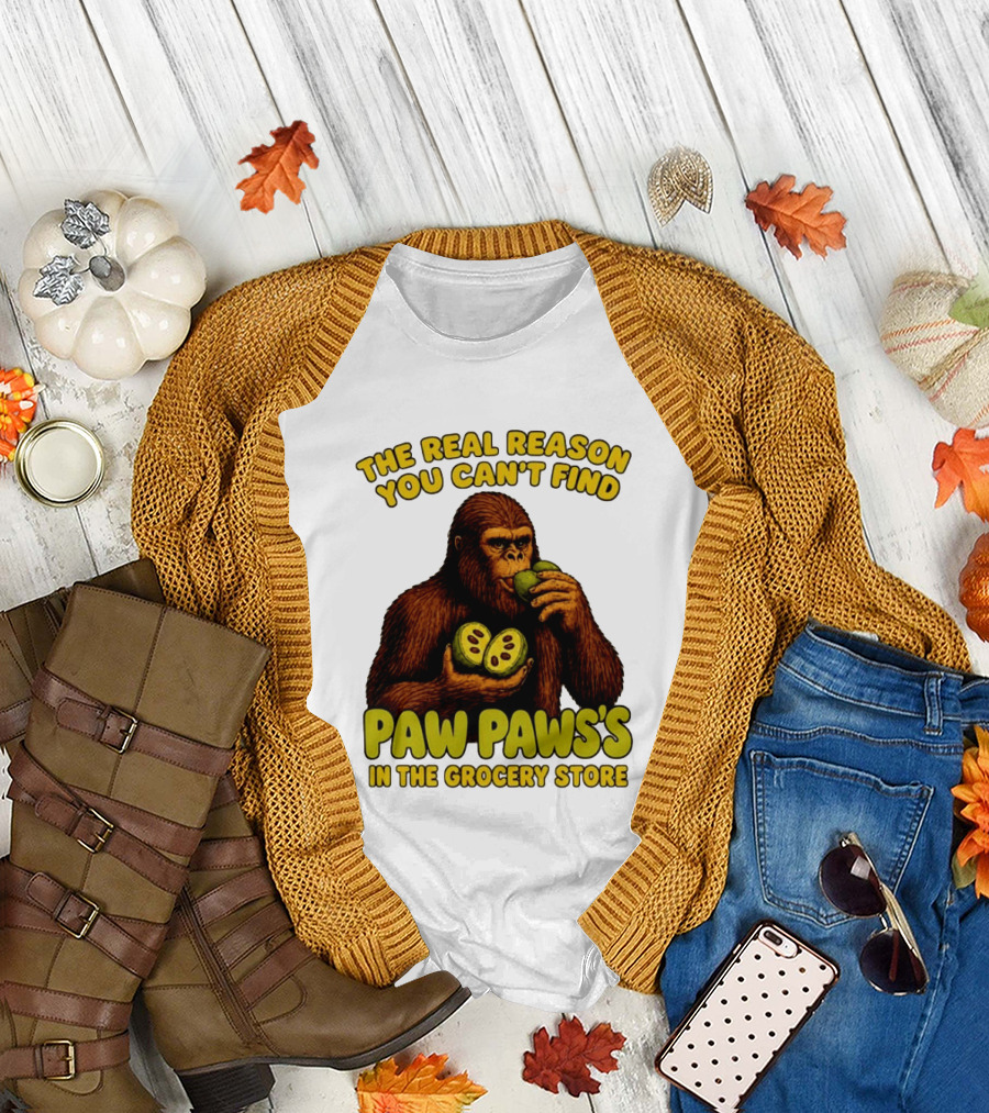 Pawpaw Fruit Mystery Sasquatch Eating Pawpaws In Grocery Store T-Shirt