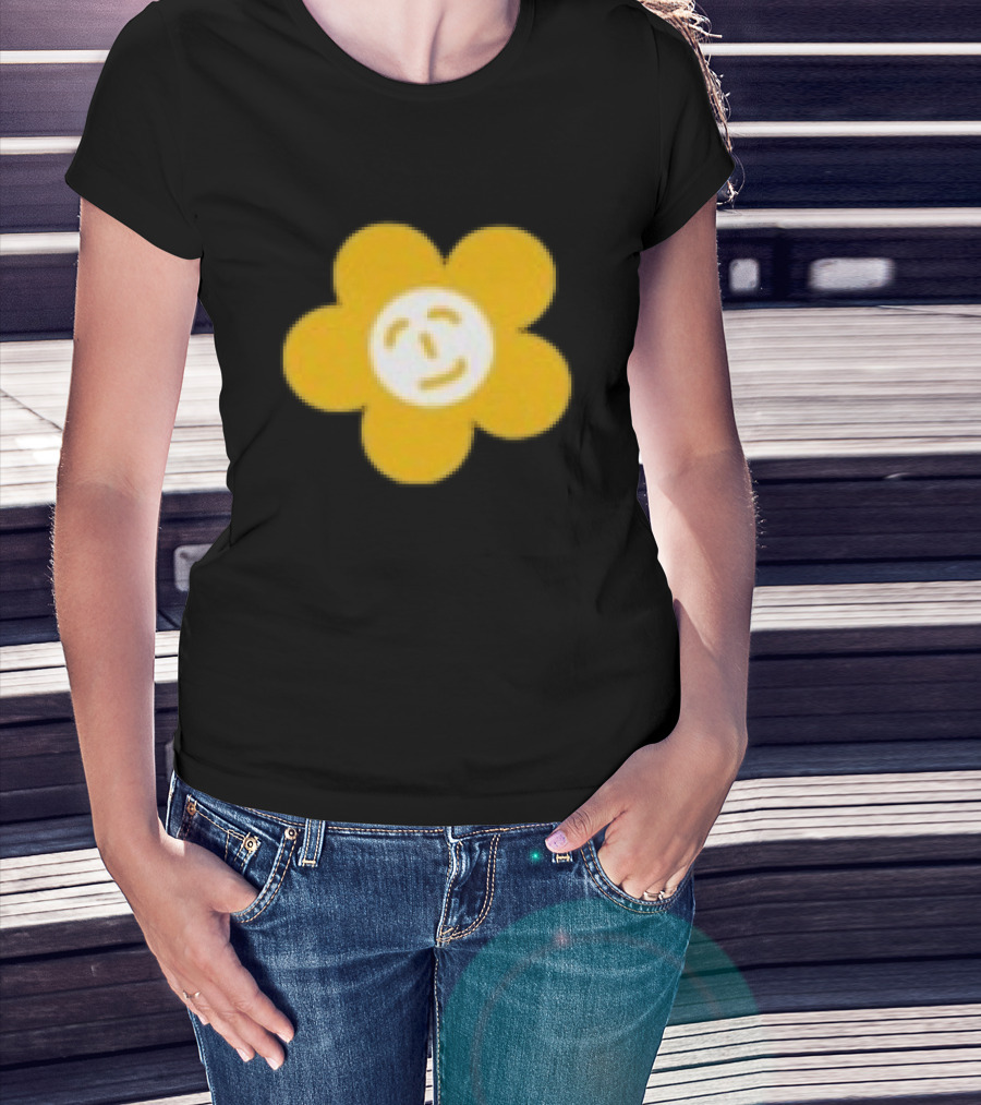 Paperboxmart Store Smiling Yellow Flower Face T-Shirt