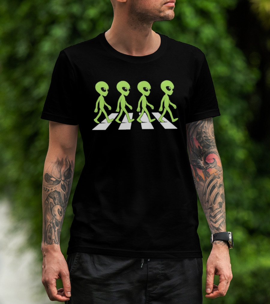 Abbey Road Alien Crosswalk UFO Aliens T-Shirt