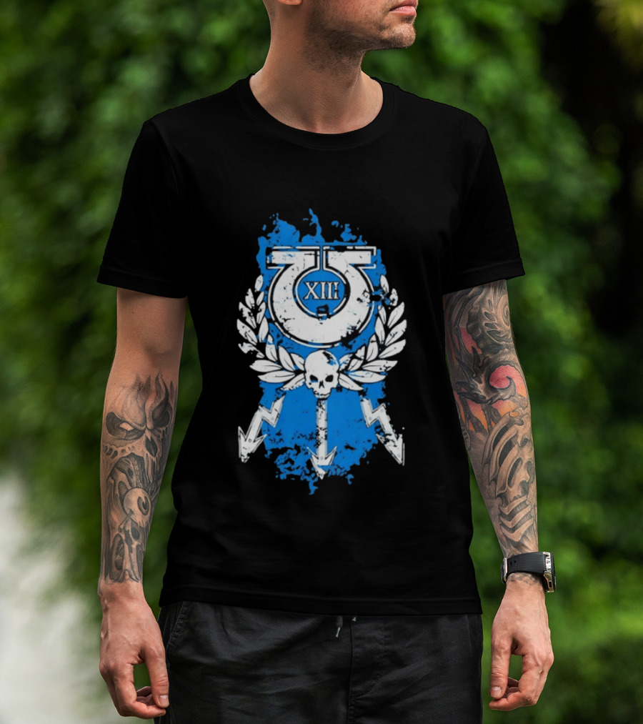 XIII Ultramarines Distressed Warhammer 40k Skull Lightning Laurel T-Shirt