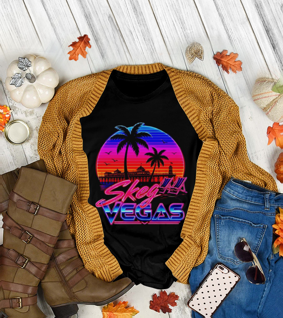 Skeg Vegas Beach Pier Sunset Skegness Retro Neon T-Shirt