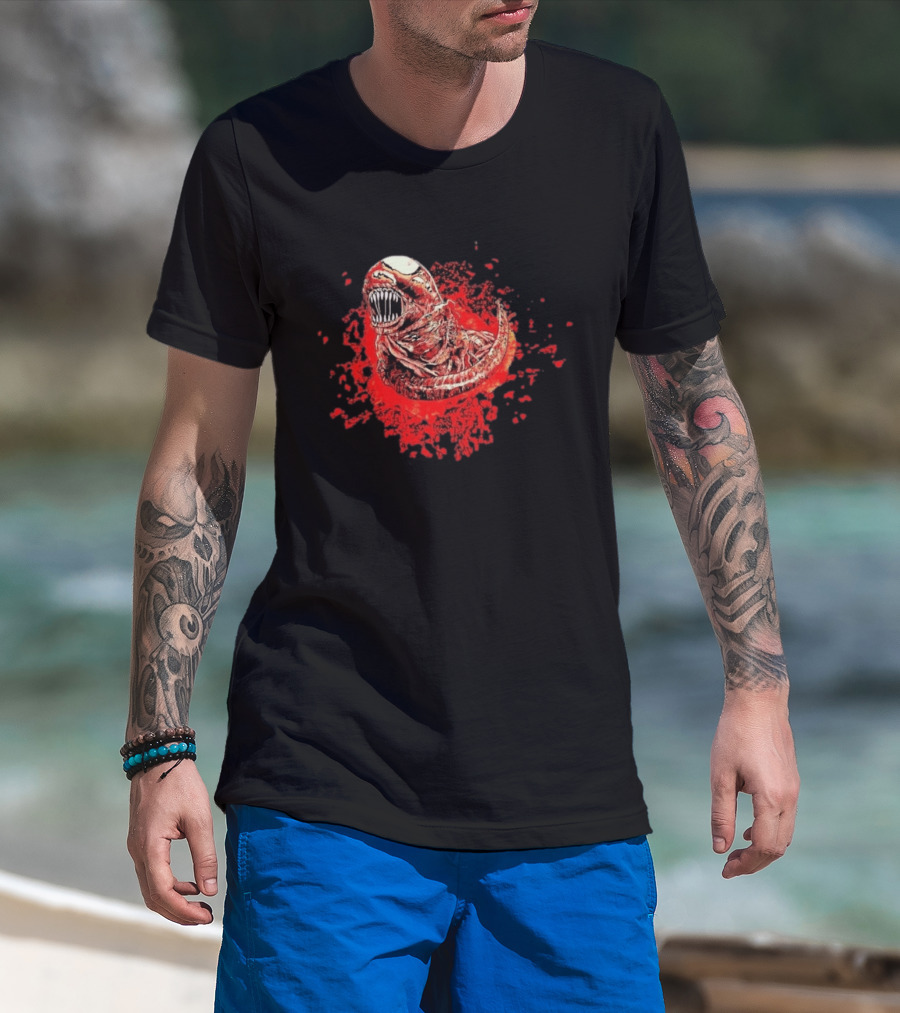 Aliens Chestburster Sci Fi Horror Blood Splatter Creature T-Shirt