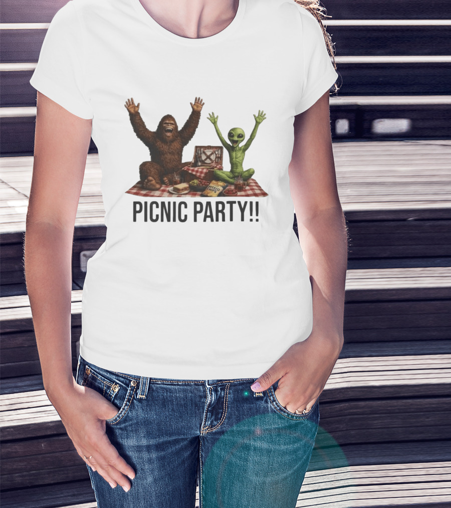 Bigfoot And Alien Picnic Party With Chips And Sandwiches T-Shirt