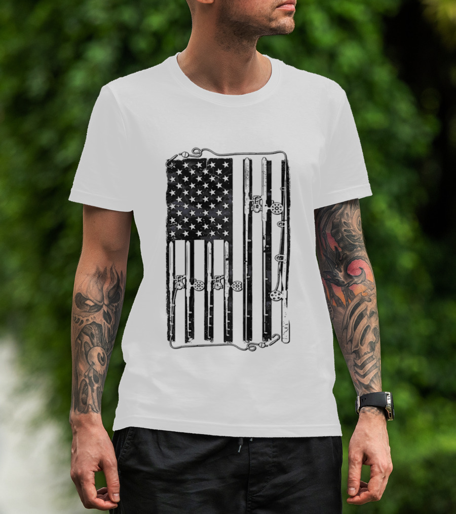 Distressed American Flag Fishing Rod Patriotic USA Angling Stars And Stripes T-Shirt