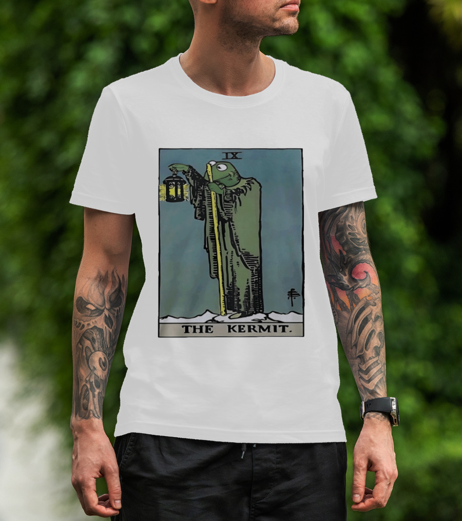 Kermit Tarot Card IX The Hermit Muppets Lantern T-Shirt