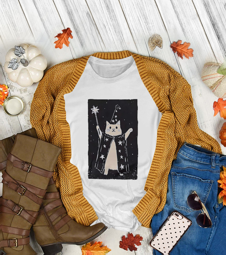 The Magician Cat Tarot Card Wizard Hat Starry Cloak Magic Wand T-Shirt