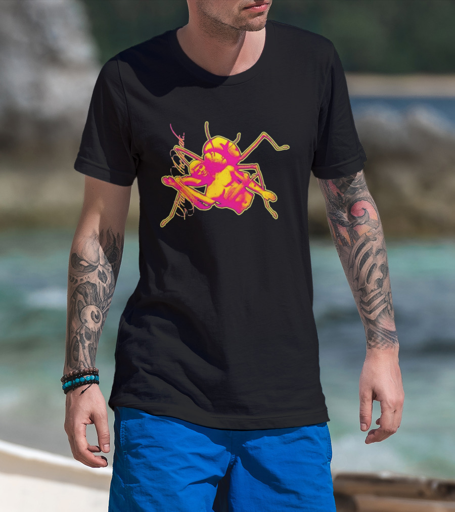 Pray Of The Mantis Humanoid Insect Fantasy T-Shirt