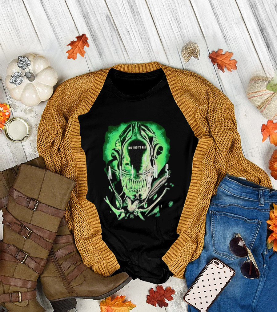 Xenomorph Aliens This Time It's War Alien Franchise Movie T-Shirt