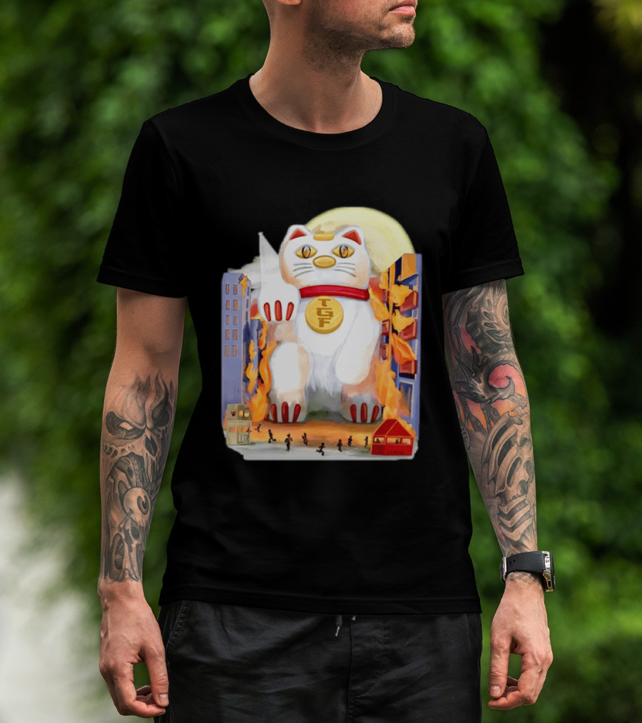 TGF Lucky Cat Maneki Neko Giant Cat City Destruction T-Shirt