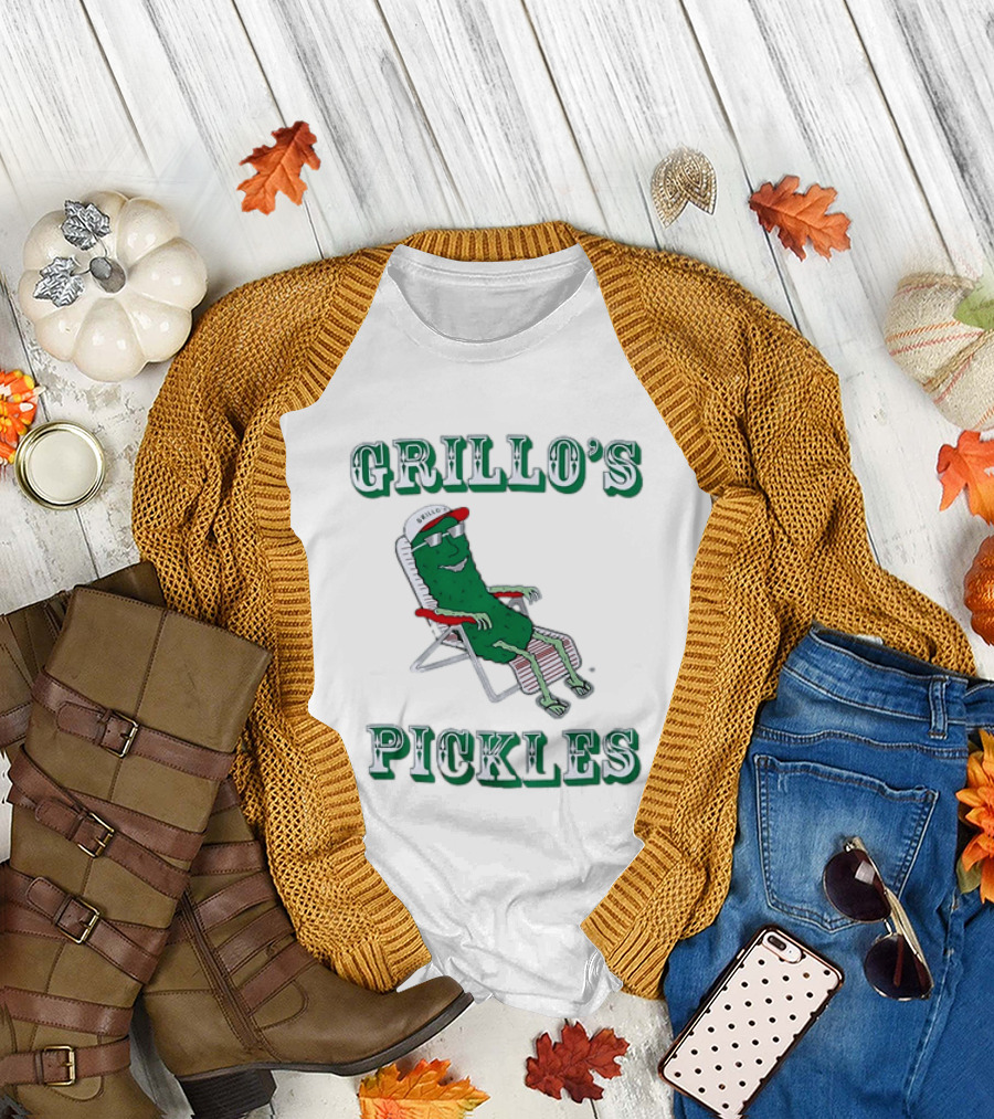 Grillo's Pickles Chill Pickle Relaxing In Chair T-Shirt