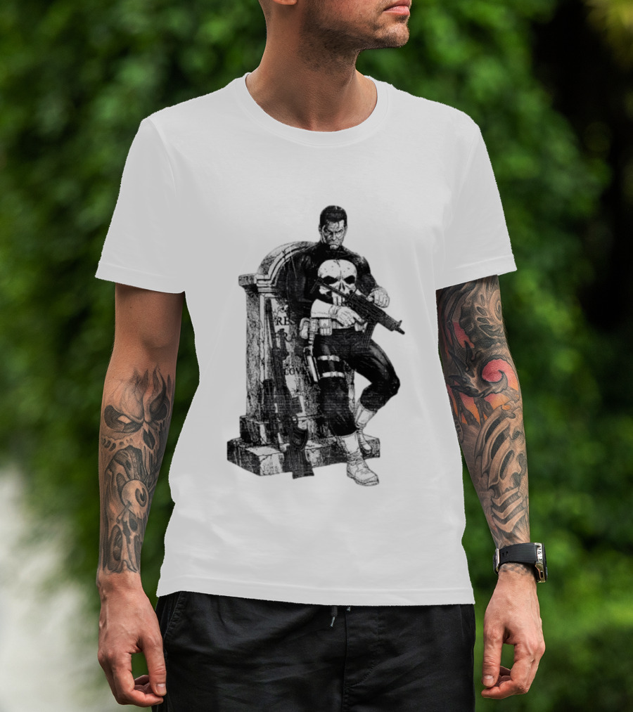 Frank Castle Gravestone Rest Of Loved Ones Marvel Comics The Punisher T-Shirt