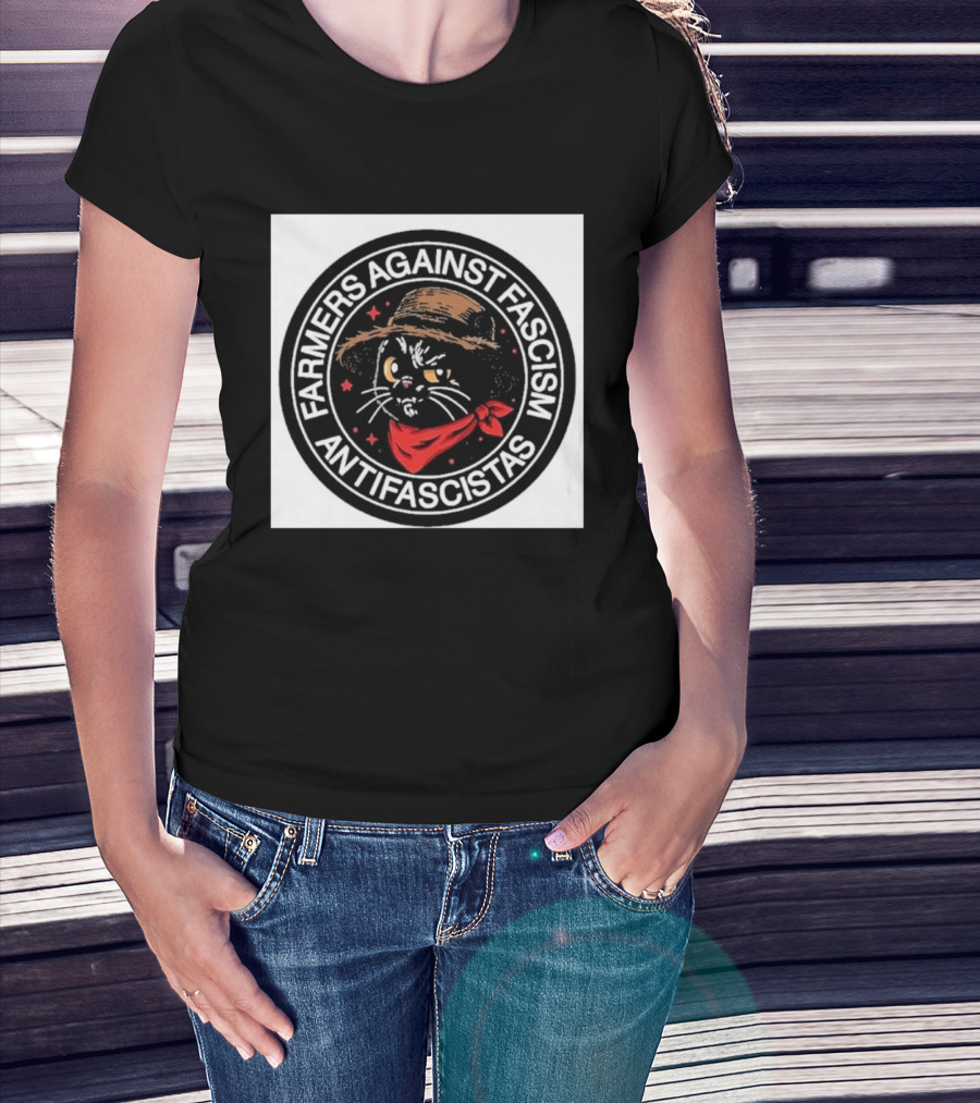 Farmers Against Fascism Antifascistas Cat Straw Hat Red Bandana T-Shirt