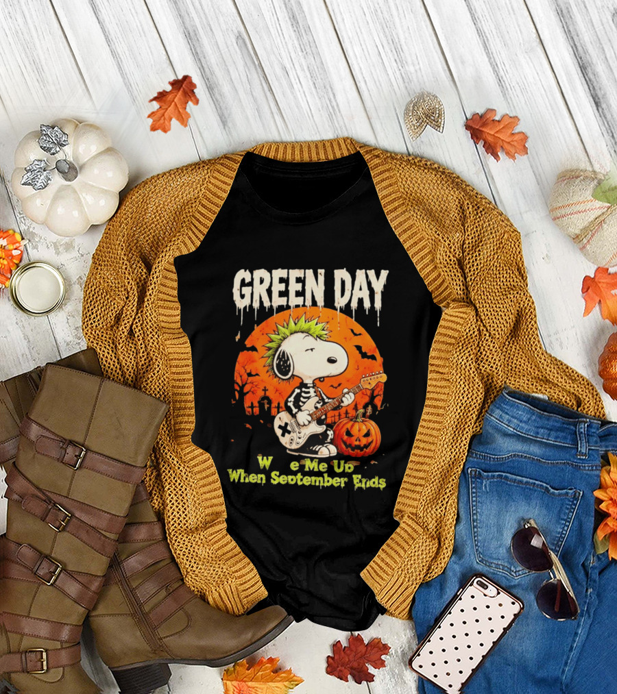 Green Day Snoopy Skeleton Guitar Wake Me Up When September Ends Halloween Pumpkin T-Shirt