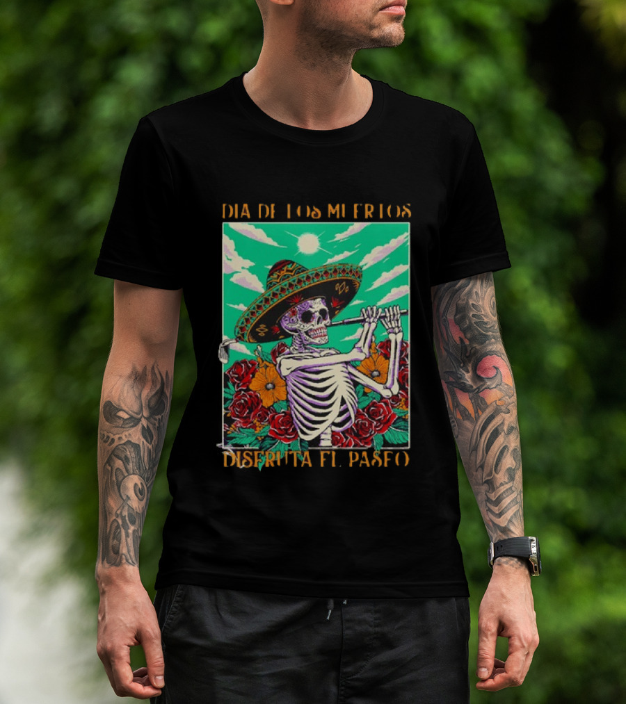 Calavera Golfer Día De Los Muertos Sombrero Flores Disfruta El Paseo T-Shirt