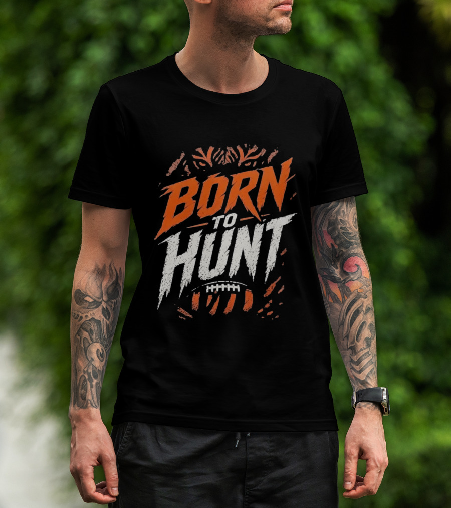 Born To Hunt Tiger Football Ball Print T-Shirt