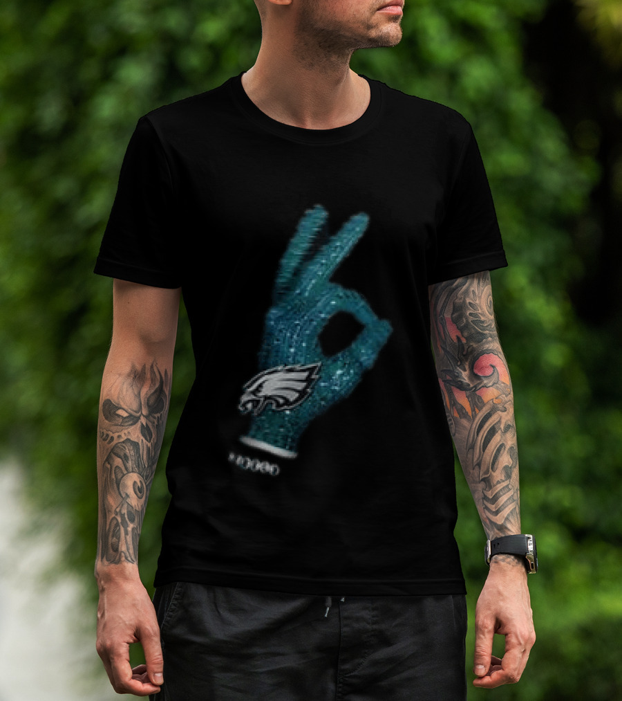 Philadelphia Eagles Glitter Glove OK T-Shirt