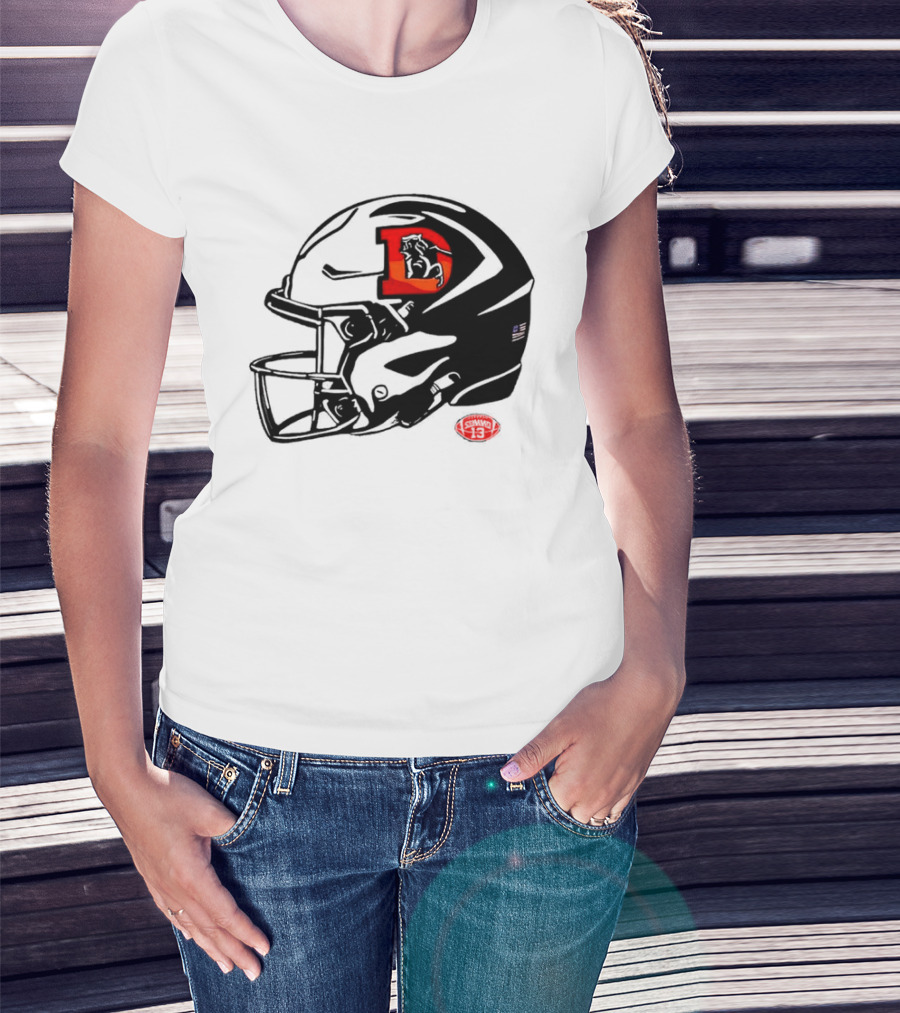 Denver Broncos Vintage D Snowcapped Helmet T-Shirt