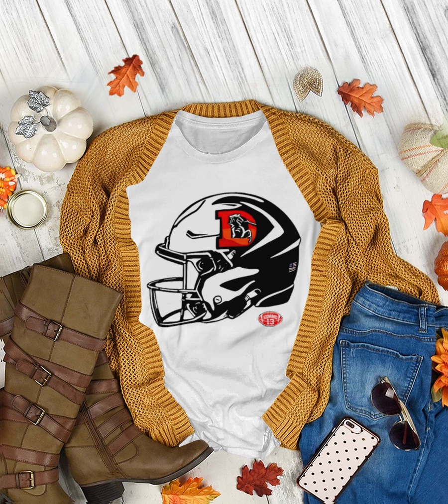 Denver Broncos Vintage D Snowcapped Helmet T-Shirt