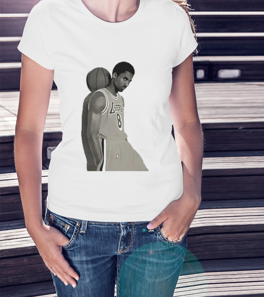 Kobe Bryant LA Lakers NBA Legend Iconic Number 8 T-Shirt