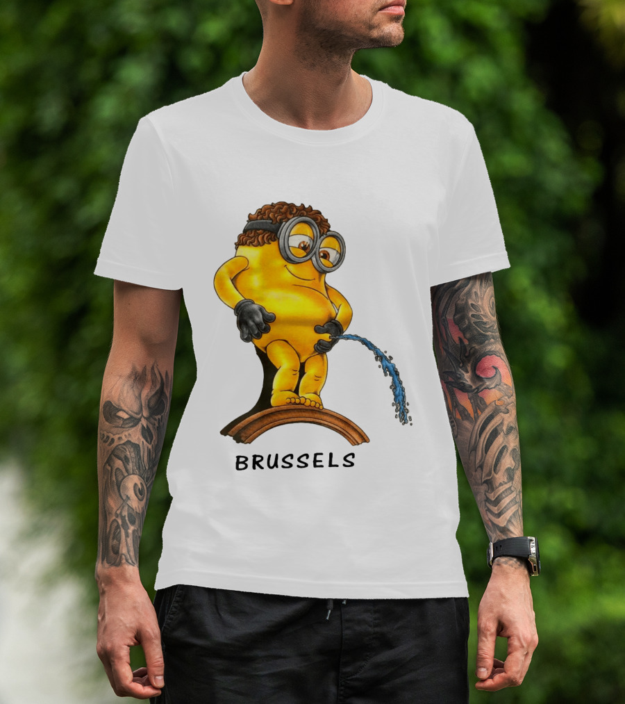 Brussels Pee Minion Parody Manneken Pis T-Shirt