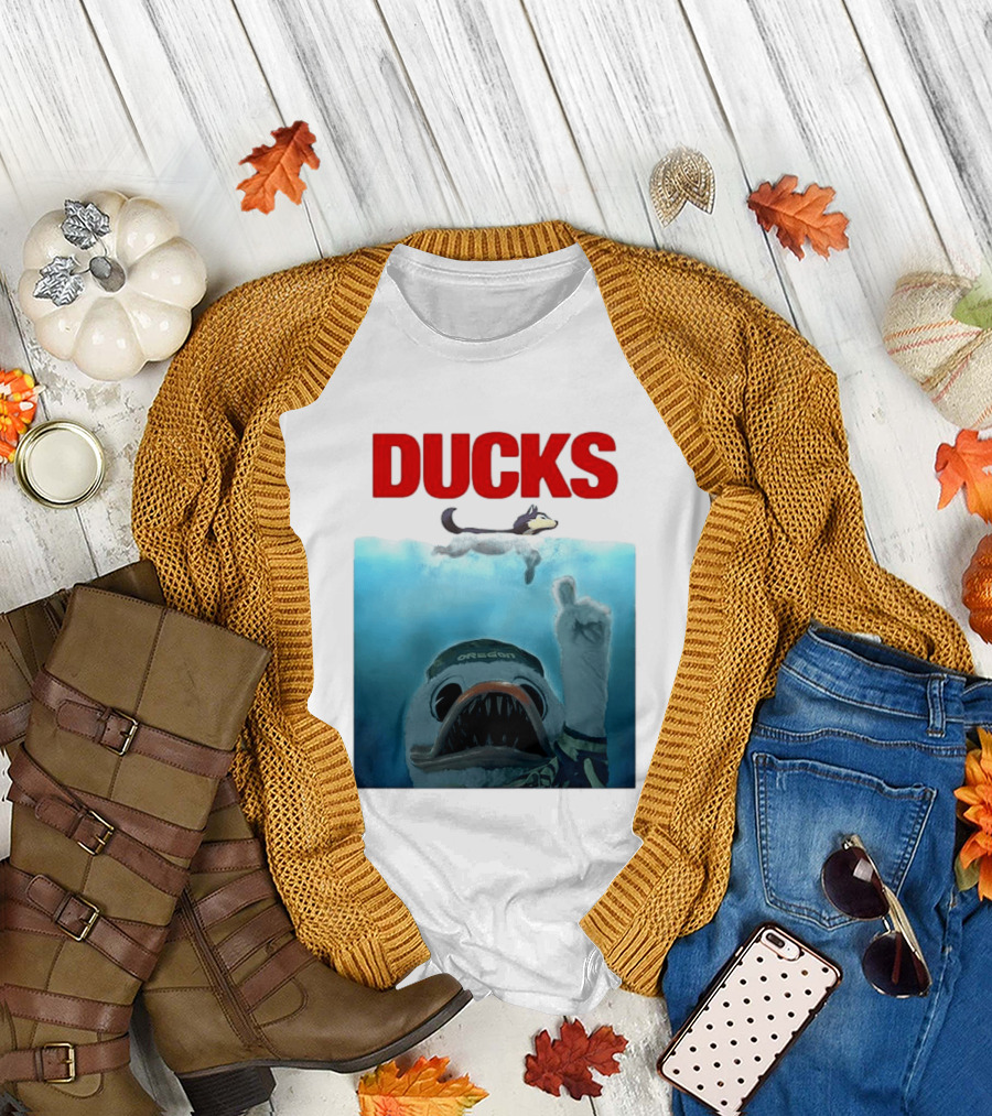 Oregon Ducks Jaws Parody With Washington Huskies Rivalry T-Shirt