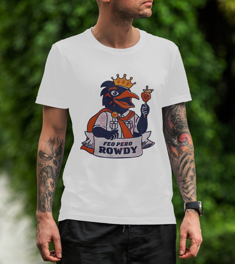 Feo Pero Rowdy Distressed Crow King Feopero With Skewer And Crown T-Shirt