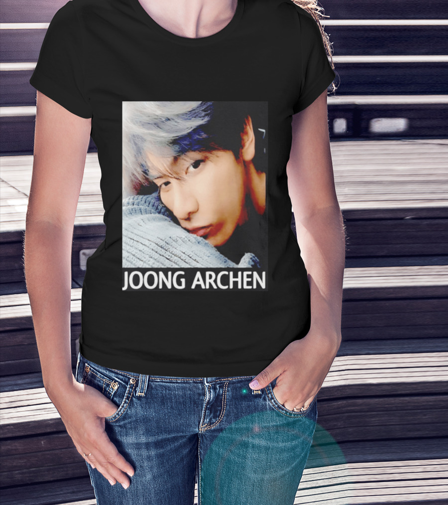 Joong Archen Thai Actor Close Up Pillow T-Shirt