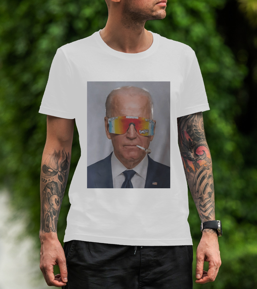 Joe Biden Pit Viper Sunglasses Smoking Pipe President T-Shirt