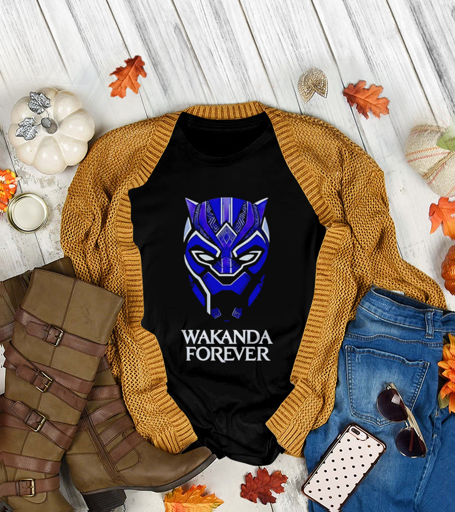 Wakanda Forever Blue Black Panther Mask Marvel T-Shirt