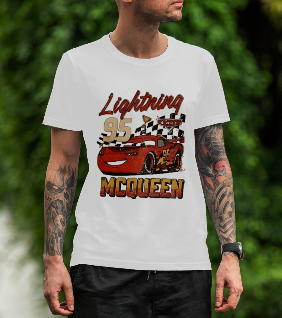 Lightning McQueen 95 Cars Trophy Checkered Flags Disney Pixar T-Shirt
