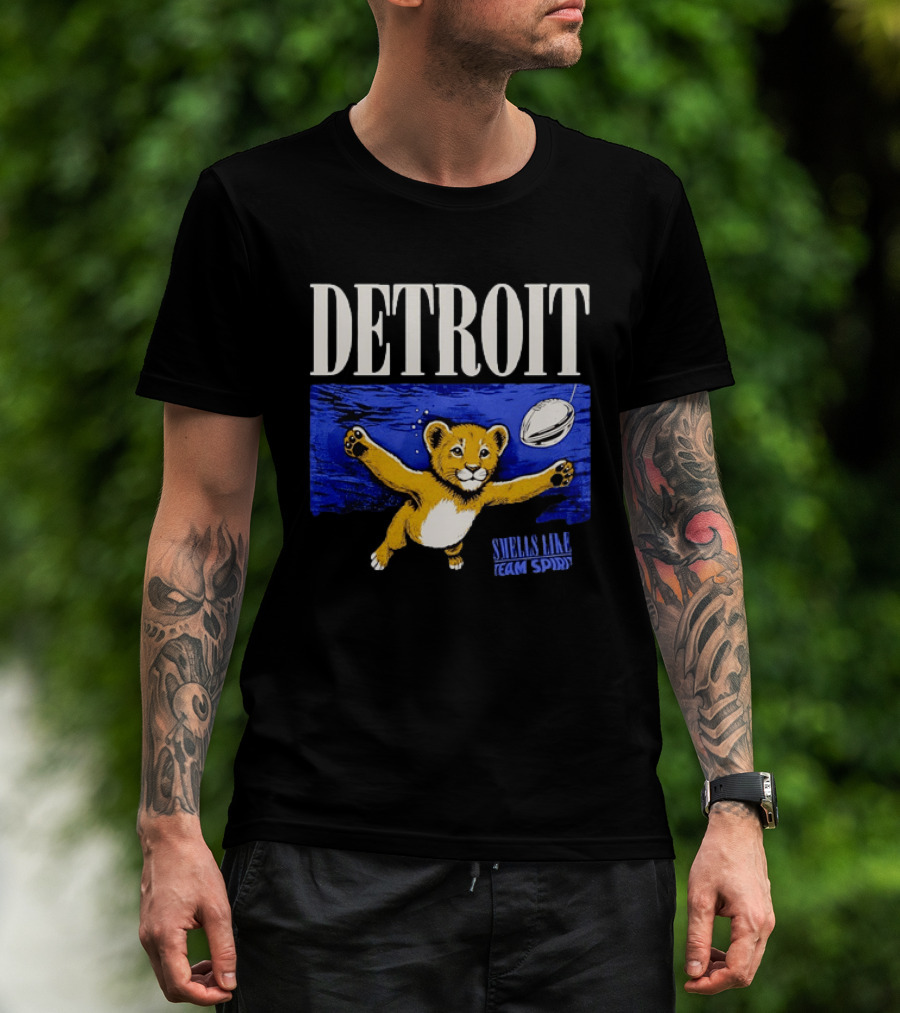 Detroit Lions Smells Like Team Spirit Nostalgic Blue Lion Cub Football T-Shirt