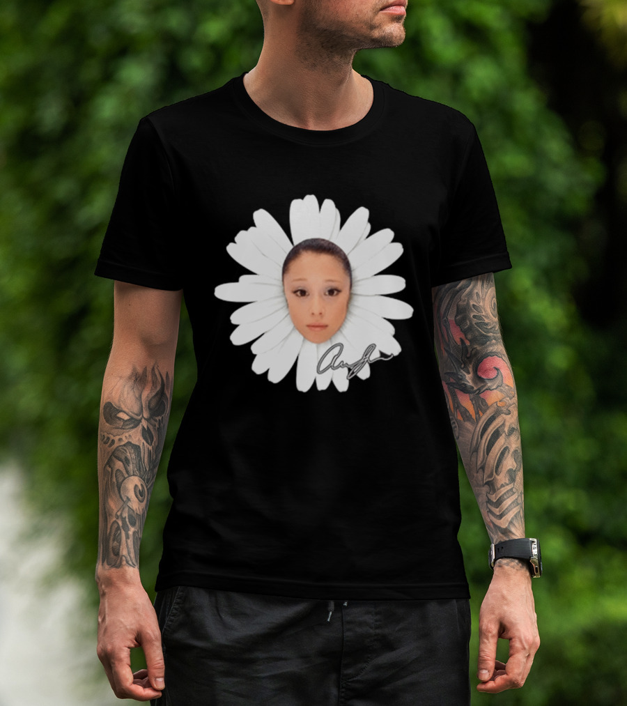 Ariana Petal Daisy Meme Face Cute Signature T-Shirt