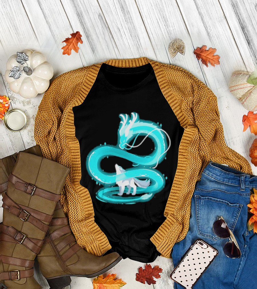 Esprit De La Lune Dragon And Wolf T-Shirt