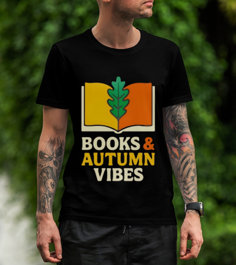 Books And Autumn Vibes Cozy Reading Season T-Shirt