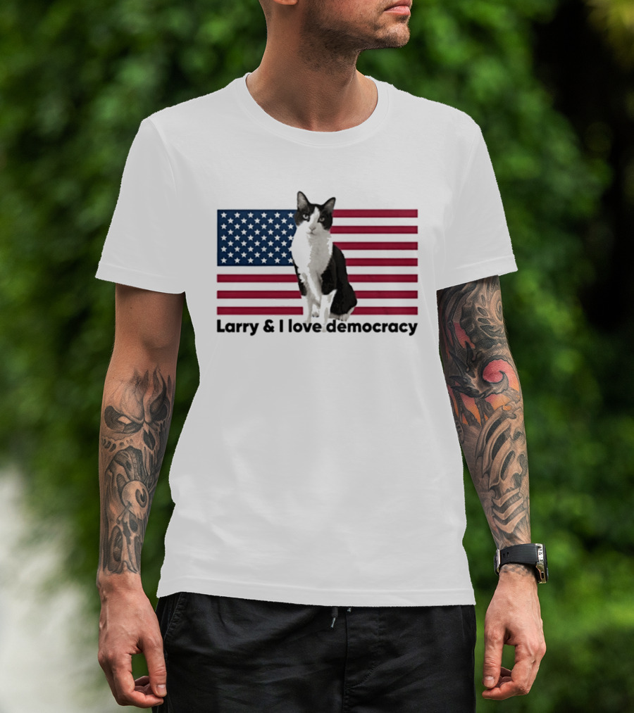 Larry I Love Democracy Cat American Flag T-Shirt