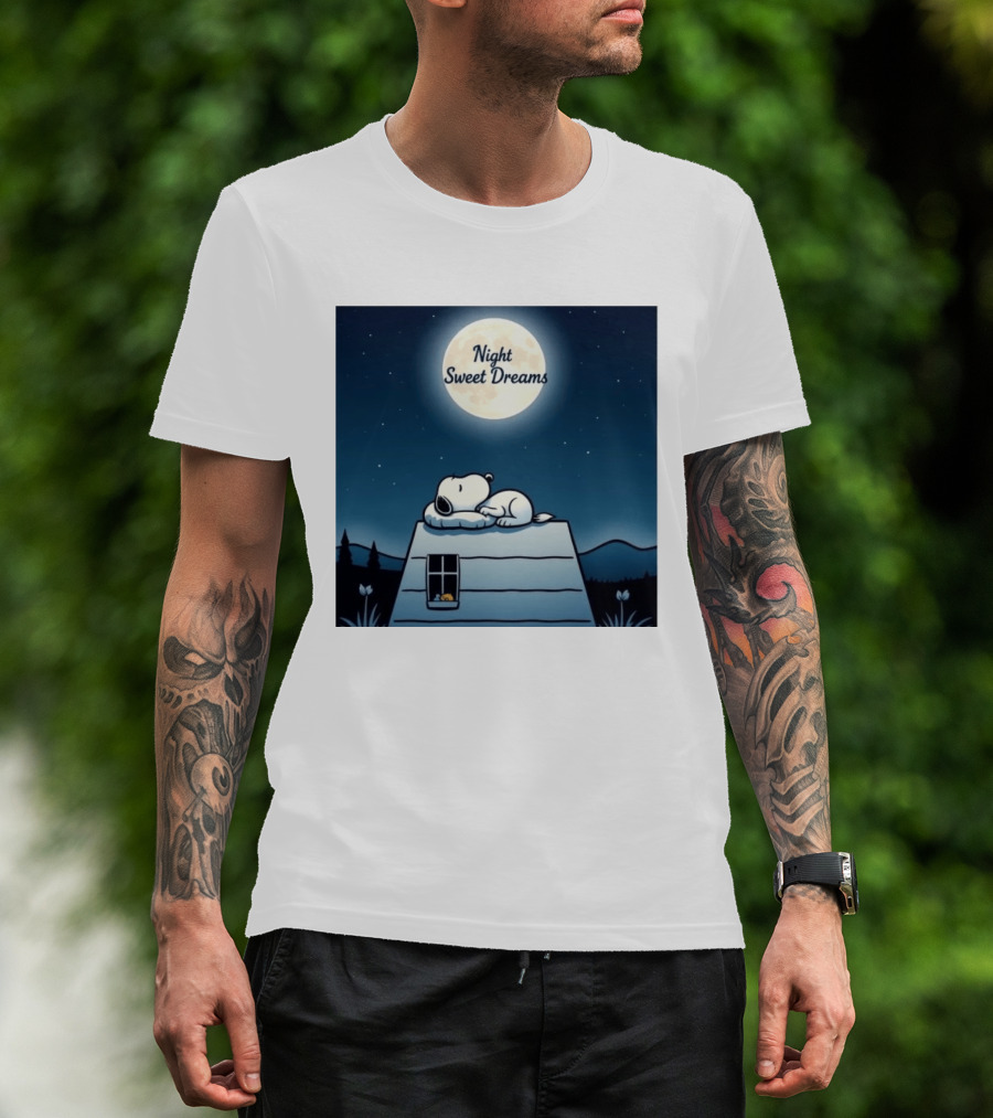 Snoopy Night Sweet Dreams Moonlight Scene Peanuts Sleeping Dog T-Shirt
