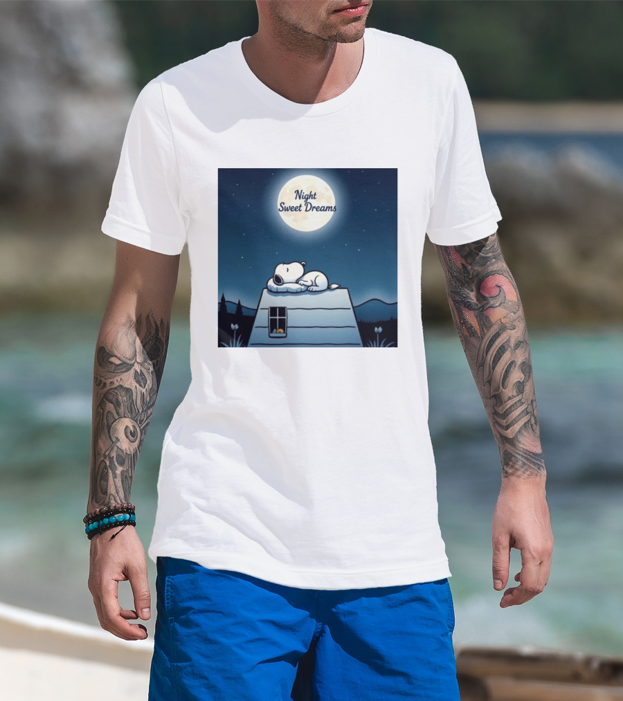 Snoopy Night Sweet Dreams Moonlight Scene Peanuts Sleeping Dog T-Shirt
