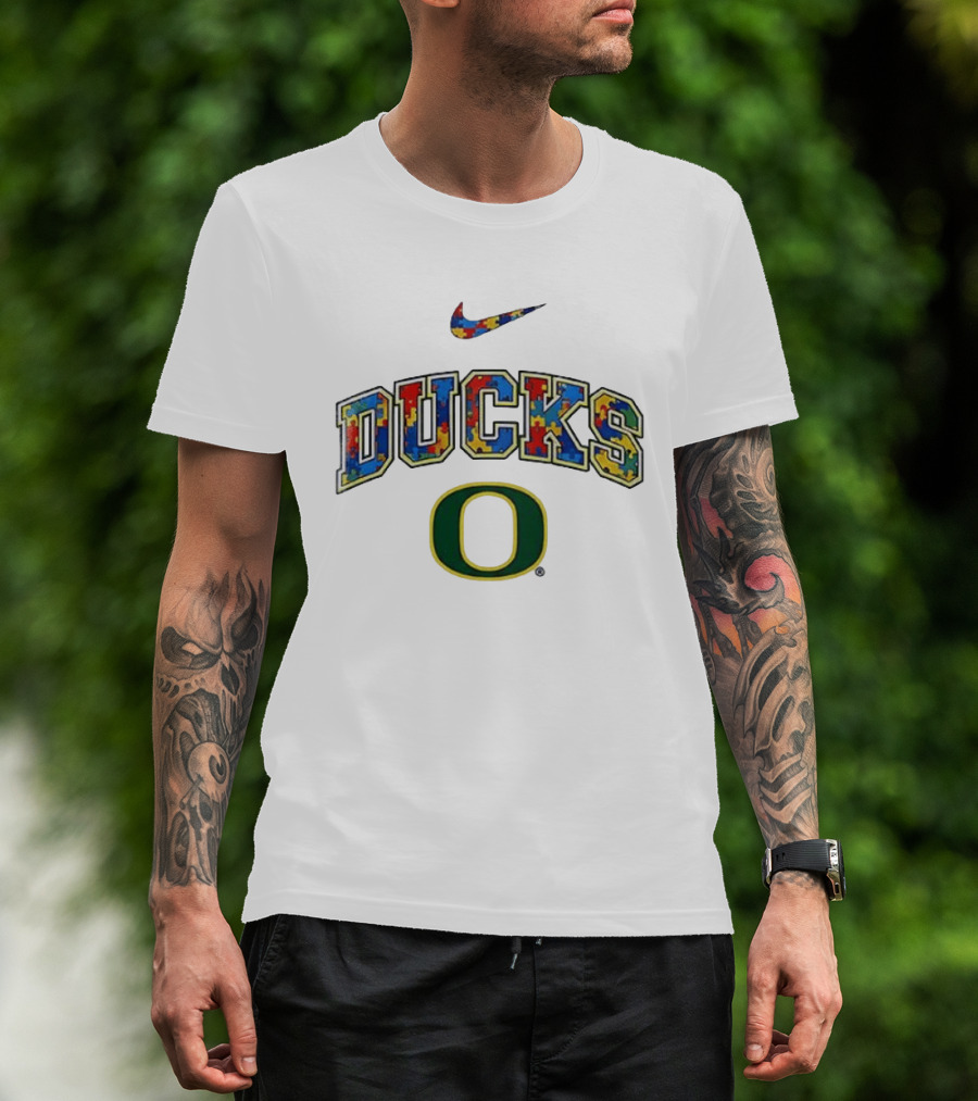 Oregon Ducks Autism Awareness Accept Understand Love Puzzle Nike T-Shirt
