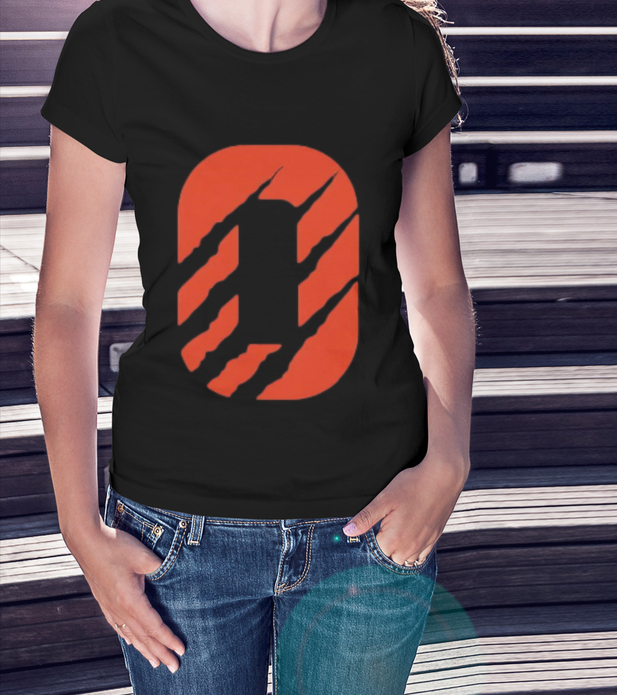 Cincinnati Bengals Clawed Stripes T-Shirt