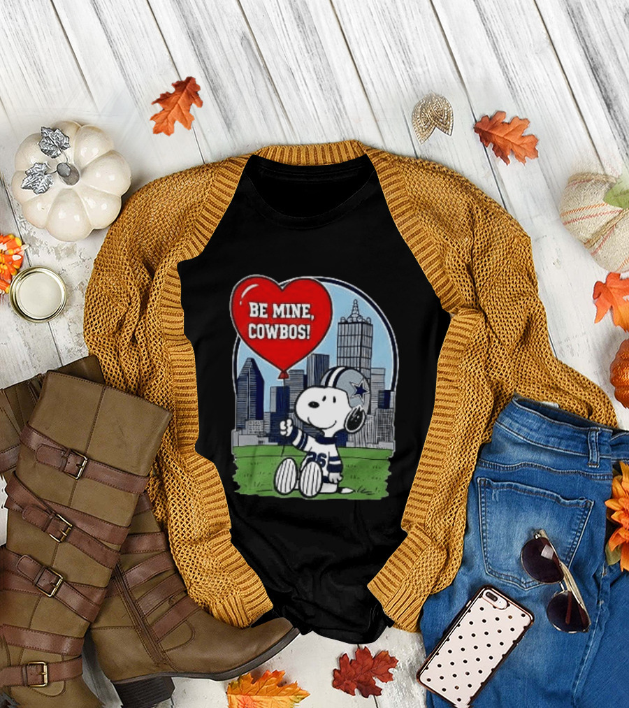Dallas Cowboys Snoopy Be Mine Valentine 2026 Skyline T-Shirt