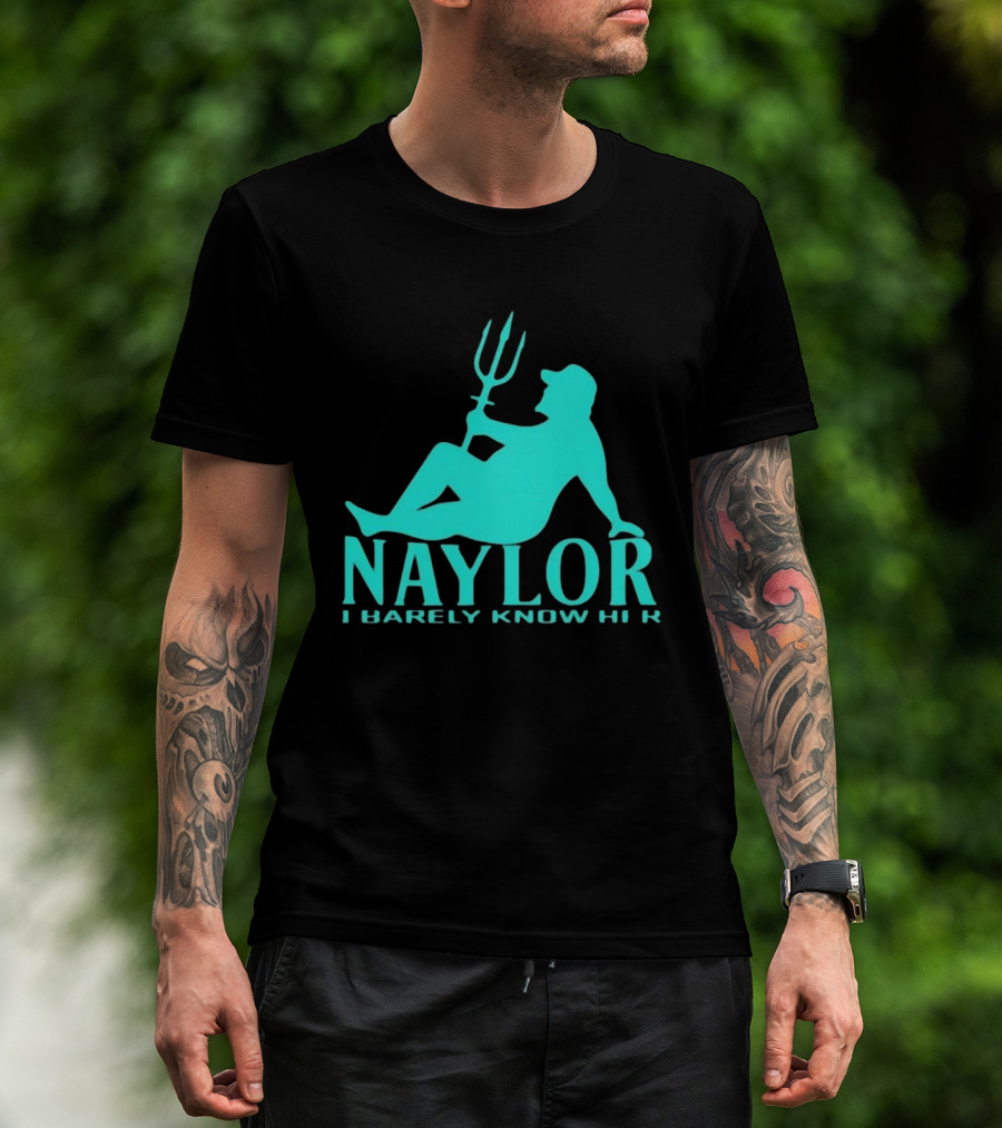 Naylor I Barely Know Her Mariners Trident Pose T-Shirt