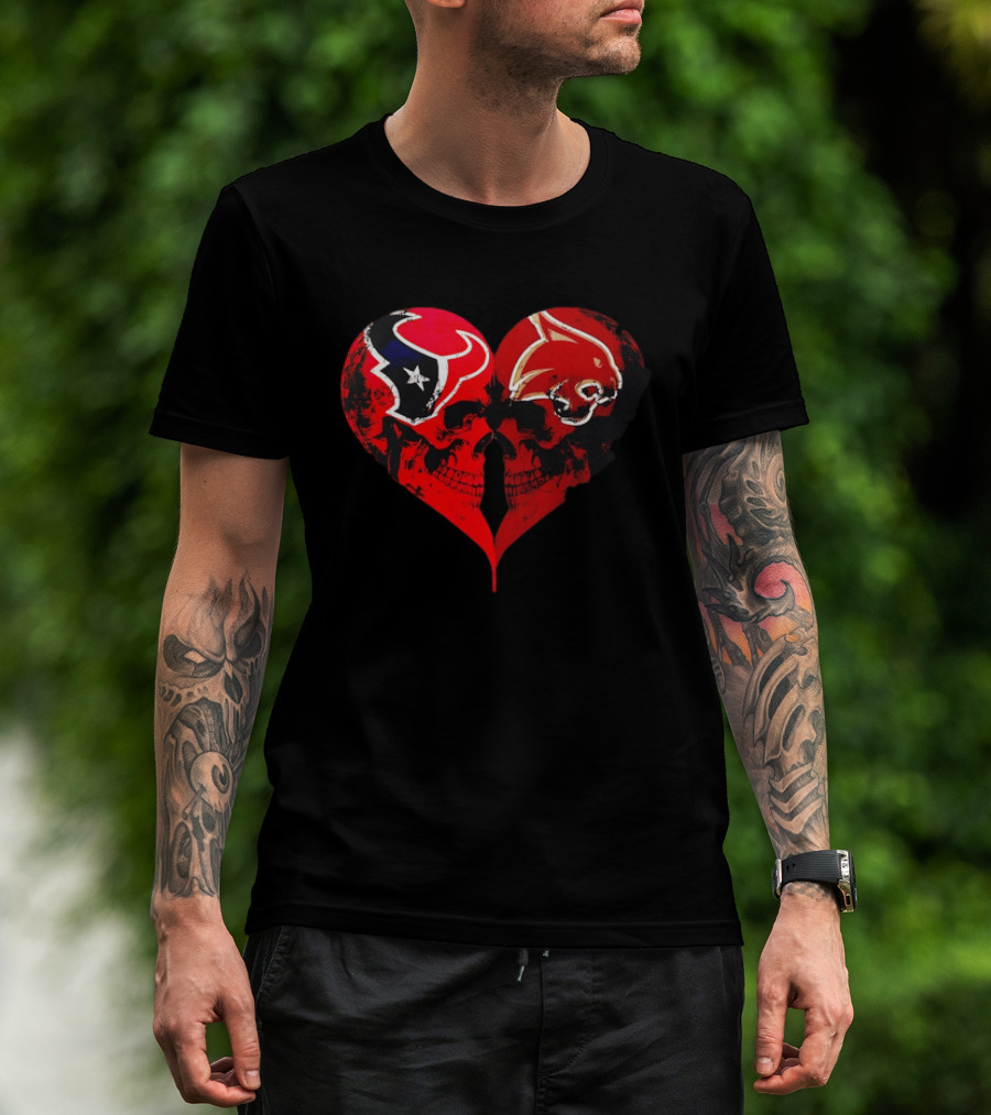 Houston Texans And Tampa Bay Buccaneers Skulls Heart Shape Distressed T-Shirt