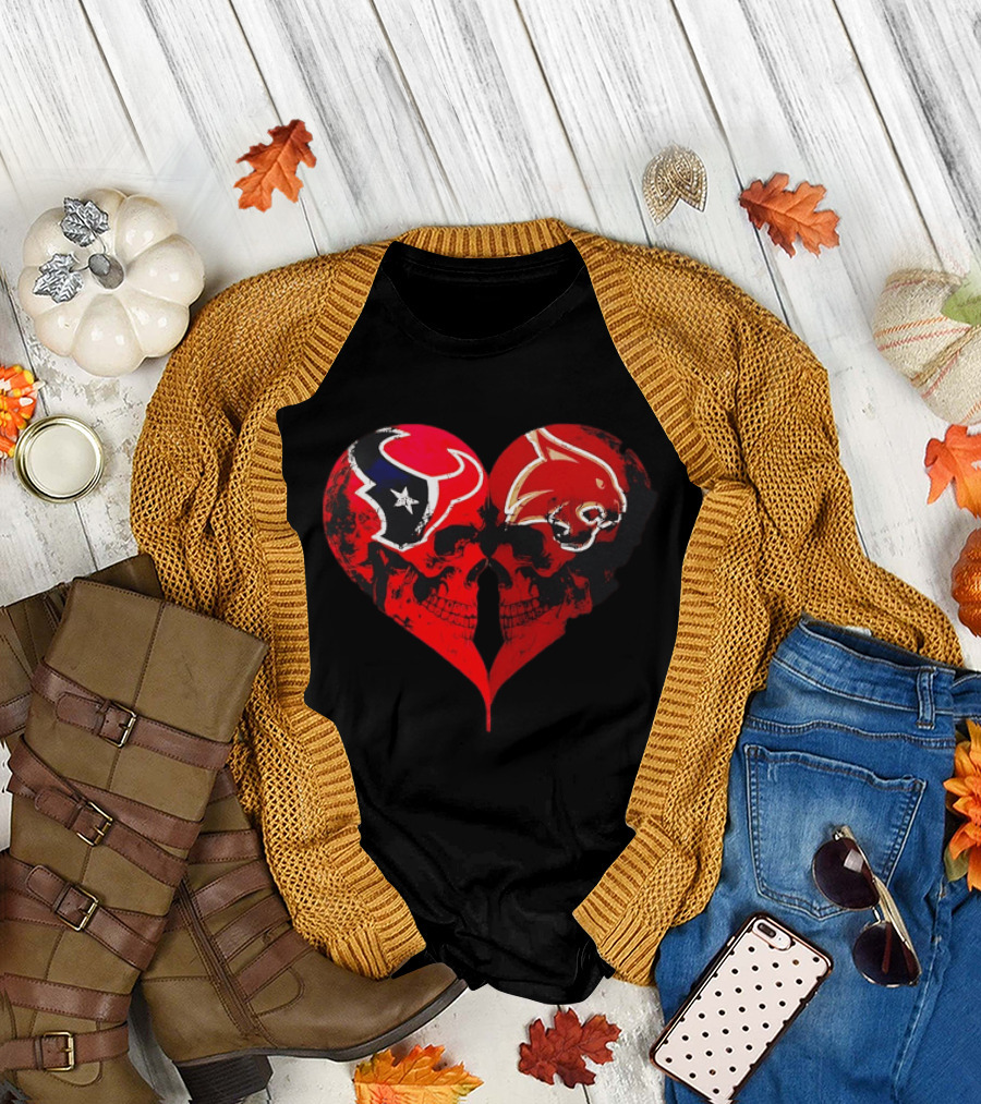 Houston Texans And Tampa Bay Buccaneers Skulls Heart Shape Distressed T-Shirt
