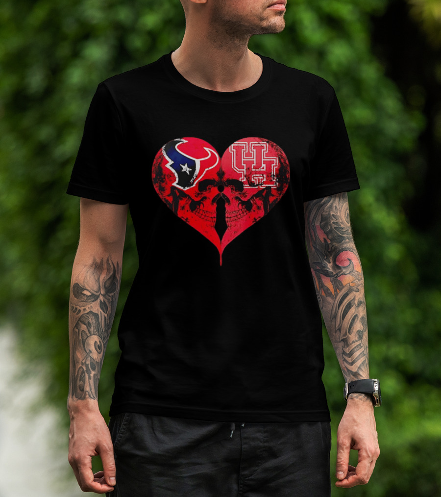 Houston Texans University Of Houston Cougars Heart Shaped Skulls Football Fans T-Shirt