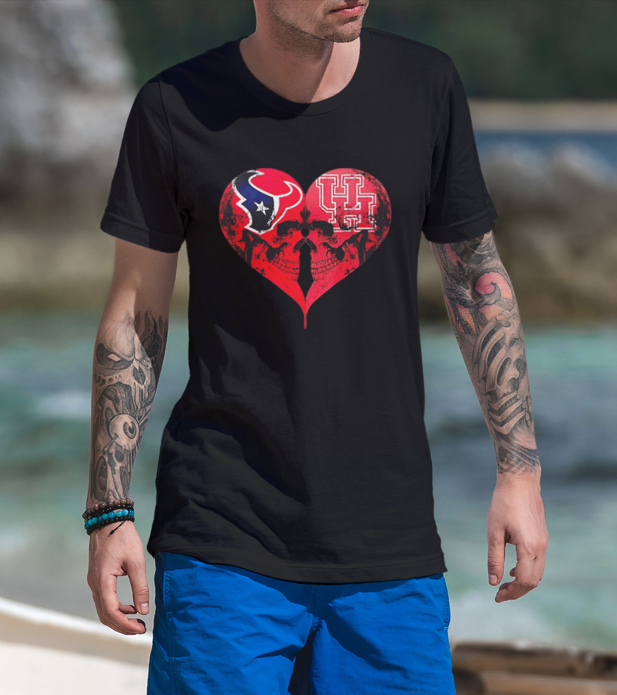 Houston Texans University Of Houston Cougars Heart Shaped Skulls Football Fans T-Shirt