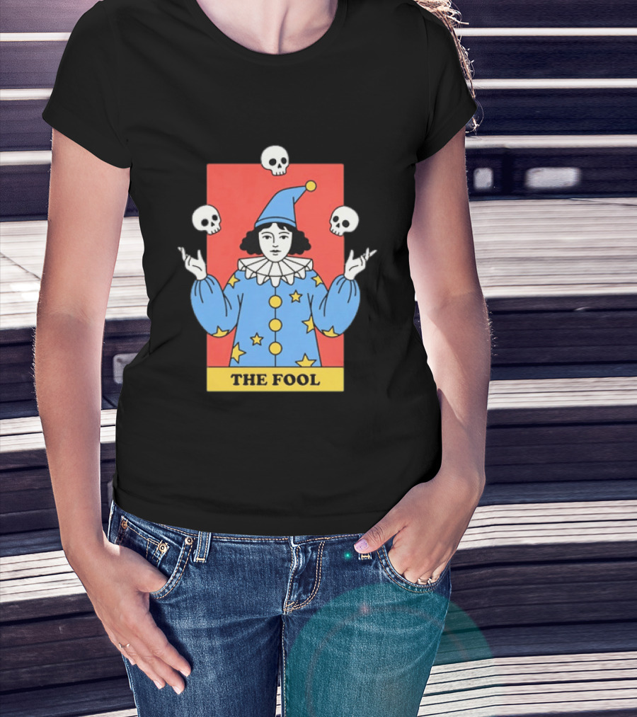 The Fool Tarot Card Jester Juggling Skulls Occult T-Shirt